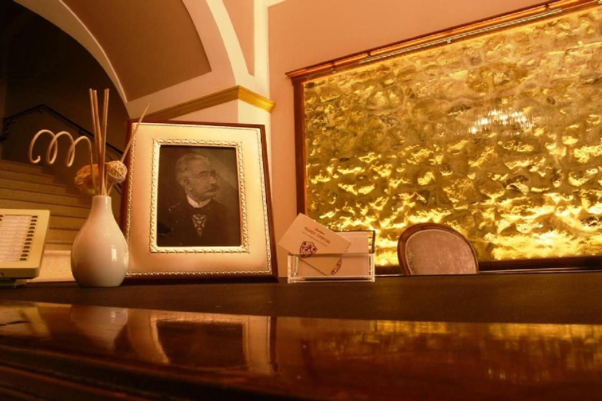 Palazzo Zimatore Residenza D'Epoca Pizzo  Esterno foto